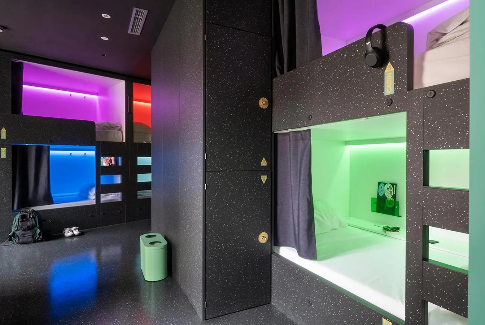 Amistat City Hostel Barcelona 0*,